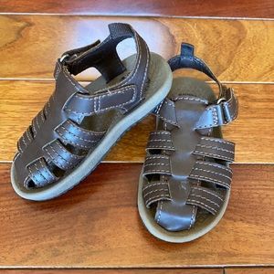 Oshkosh Leather Like Fisherman Sandals